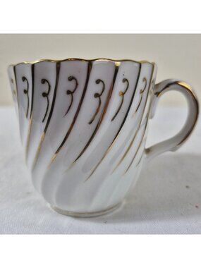 Ucagco China Made In Occupied Japan Porcelain Teacup With Gold Accents